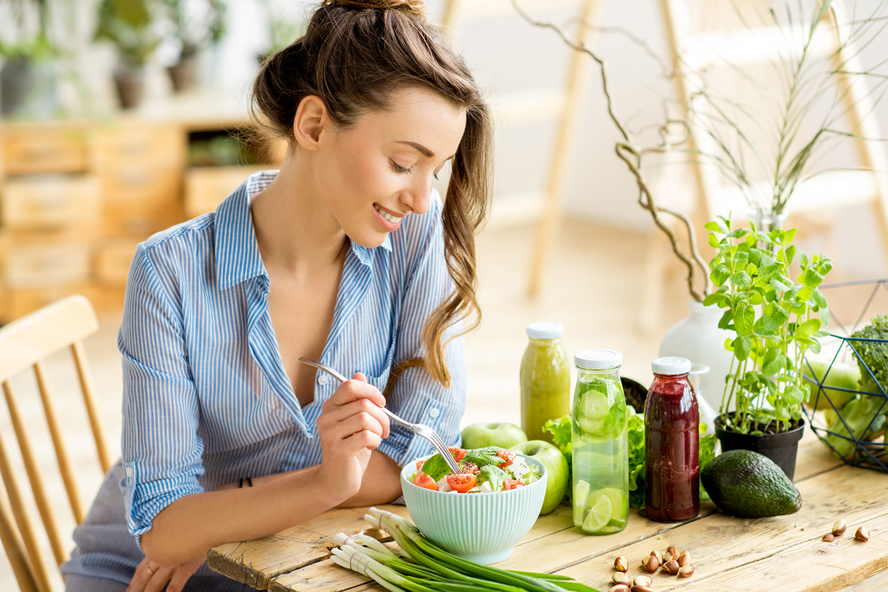Com boa alimentação, é possível reverter um quadro infeccioso e até mesmo prevenir o organismo de gripes e constipações que podem surgir.