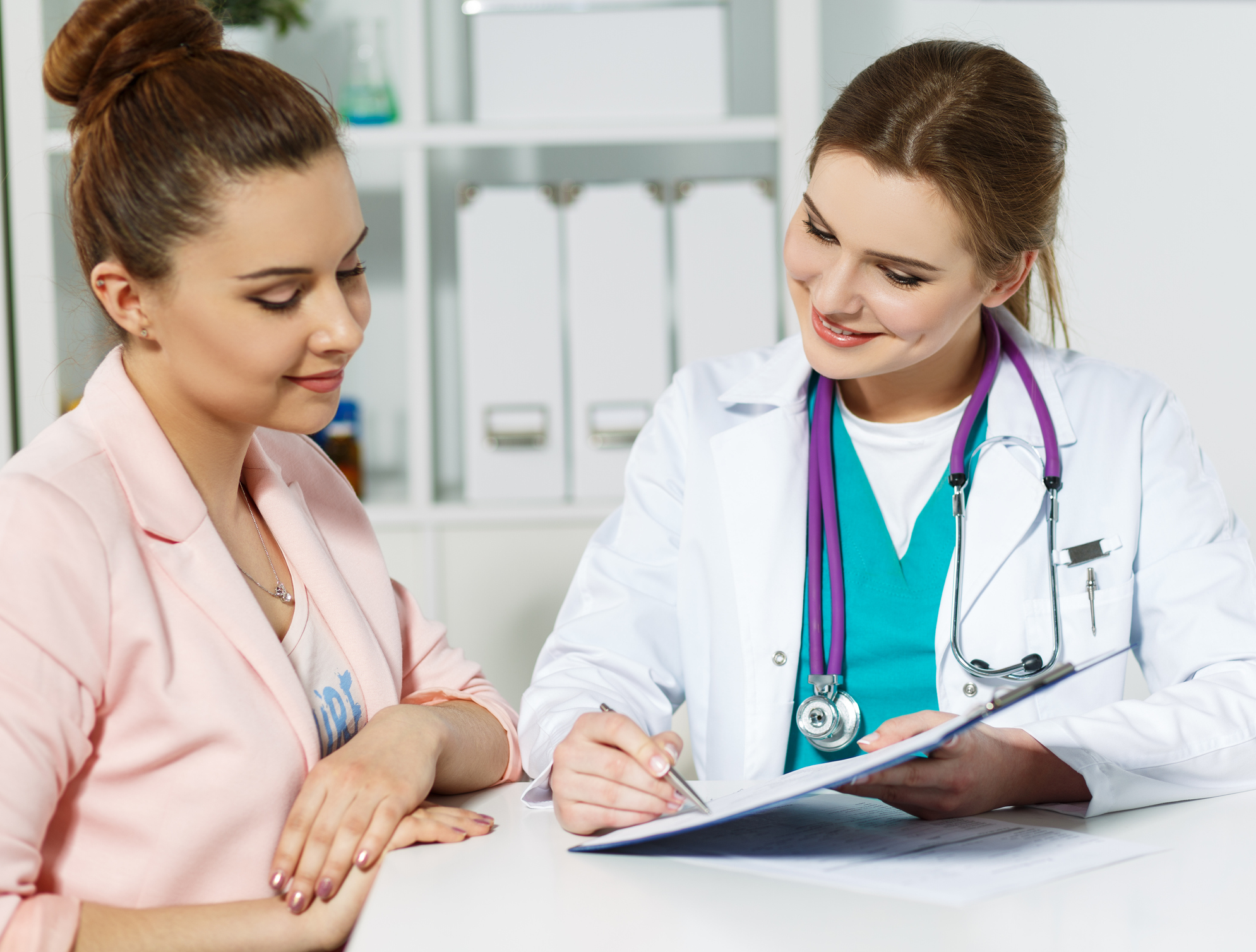 Sempre pensamos em fazer um checkup médico anual, mas nem sempre colocamos em prática essa teoria. Veja 7 motivos para você realizar um checkup médico e cuidar mais da sua saúde.