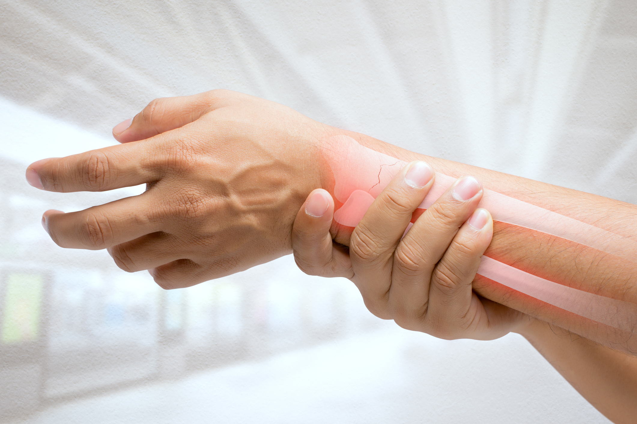 De acordo com a Associação Brasileira de Avaliação Óssea e Osteometabolismo (Abrasso), cerca de 10 milhões de brasileiros sofrem com a osteoporose.