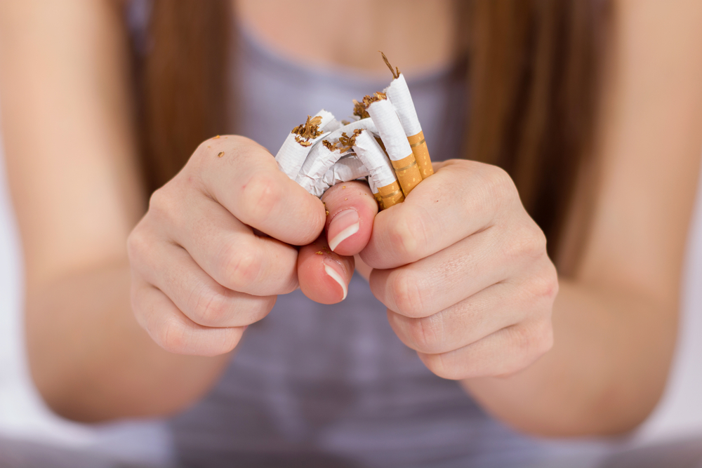 Para quem é fumante há muitos anos, parar de fumar torna-se um desafio. Segundo uma pesquisa publicada em 2018 pela revista britânica The Lancet, o País teve uma queda de 29% para 12% entre homens e de 19% para 8% entre mulheres.